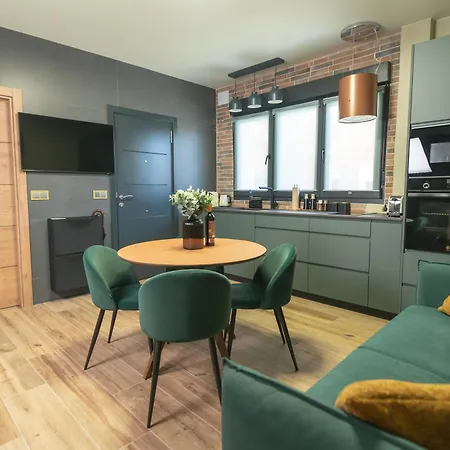Helena Muza Apartment